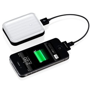 Just Mobile Gum++: High capacity backup battery for iPod, iPhone, iPad and USB powered devices.
