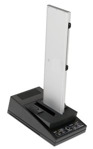 (*) NewerTech Intelligent Battery Charger & Conditioner for the MacBook Pro 15" Unibody (5,1)